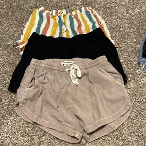 Set of 3 comfy shorts